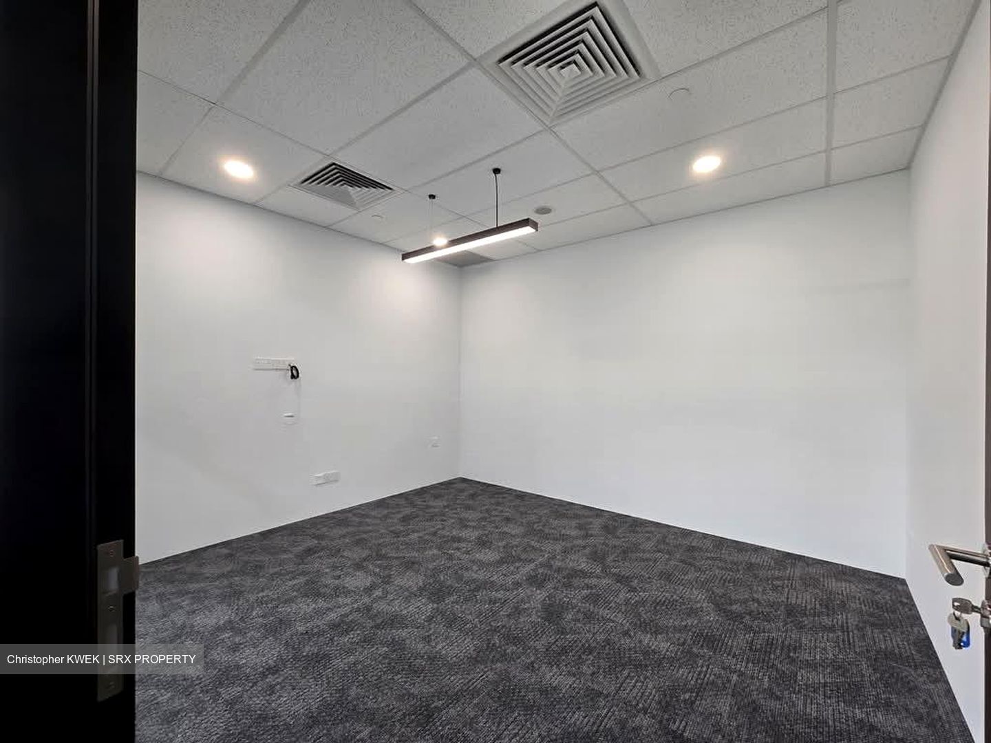 Eclipse (D5), Office #534532371